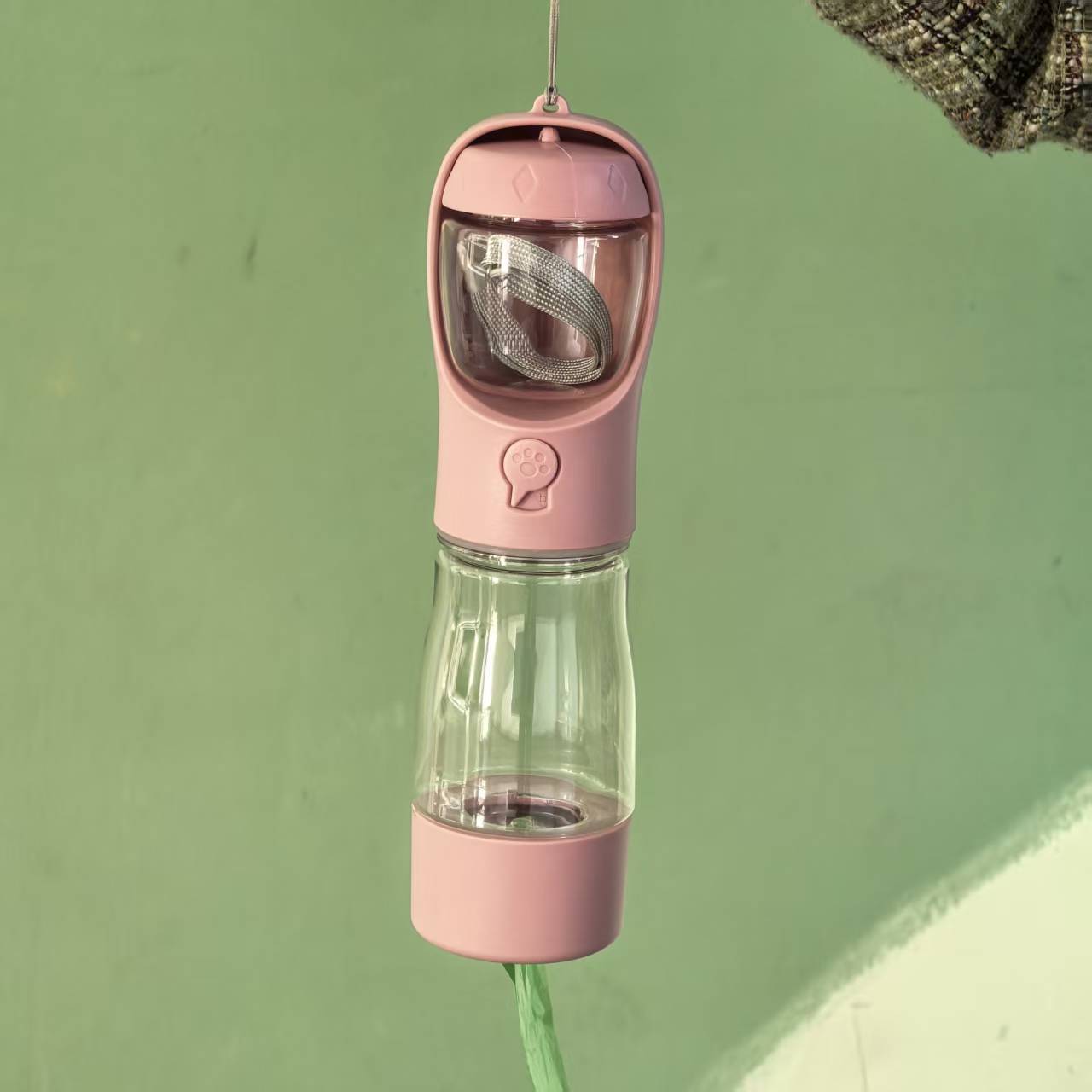 2-in-1 Portable Water Bottle & Travel Cup for Dogs