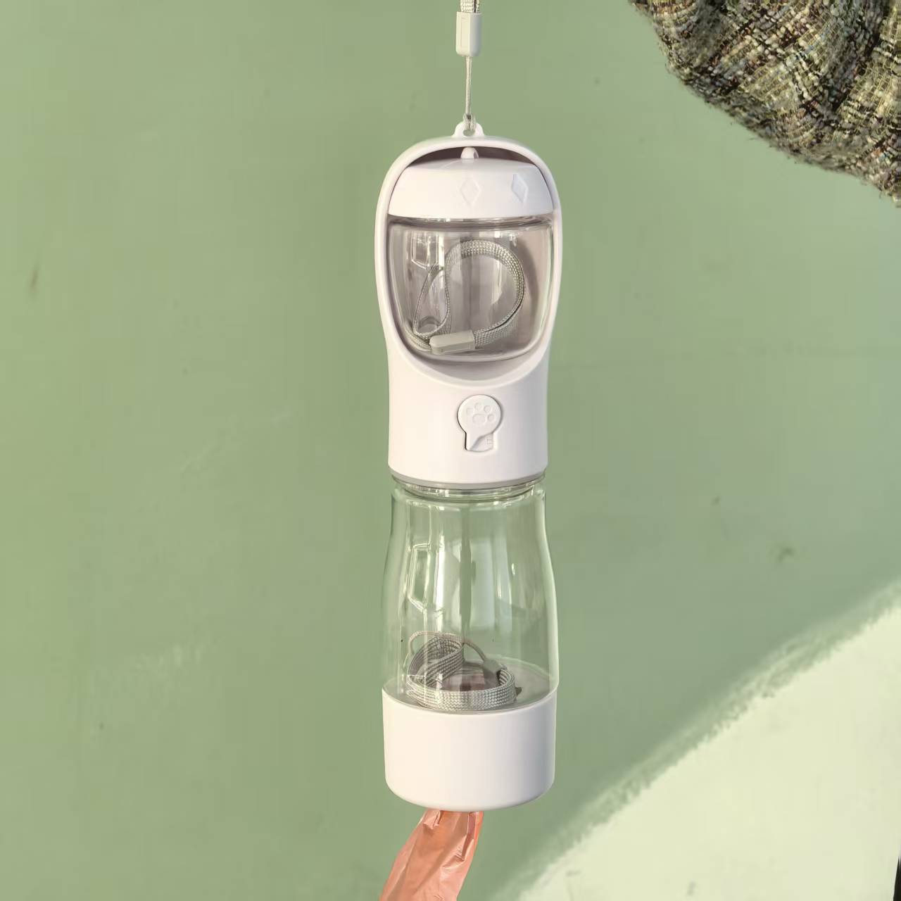 2-in-1 Portable Water Bottle & Travel Cup for Dogs